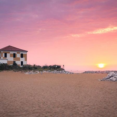 Residence Valbella Con Piscina Bibione Eksteriør billede